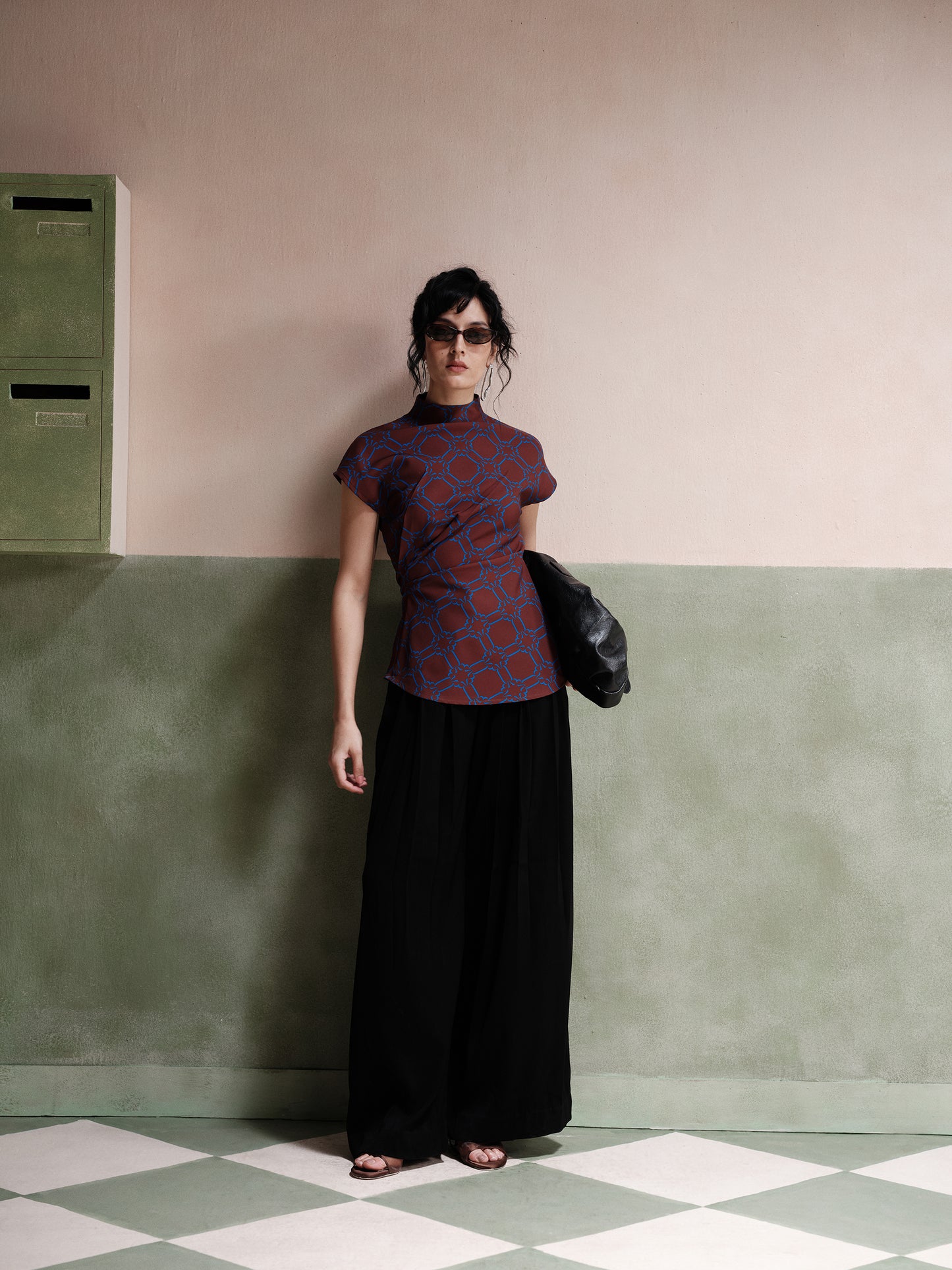 Elle Asymmetric Top