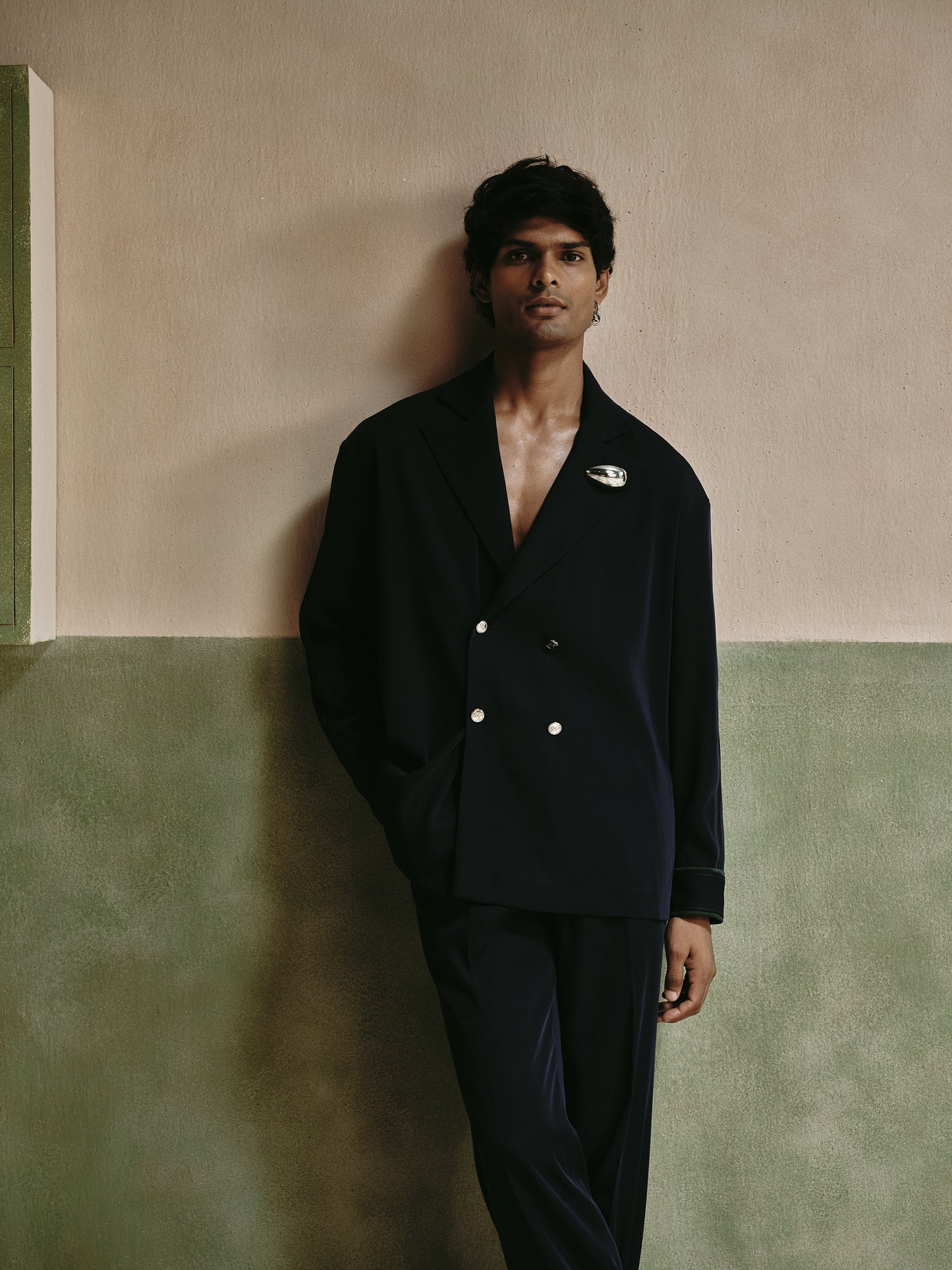 Reign Relaxed-Fit Double-Breasted Blazer Set
