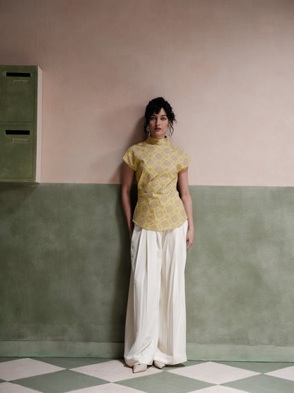 Elle Asymmetric Top